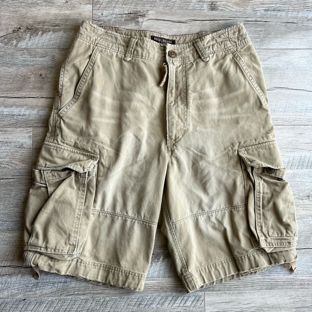 Vintage Abercrombie & Fitch Y2K 90s Heavyweight Khaki Distressed Cargo Shorts!